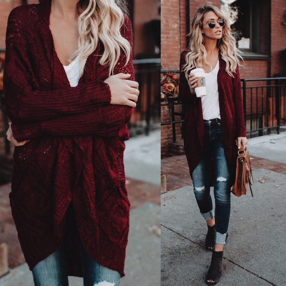 SOLD Vici 🍁 Oversized Cherry Red Cardigan